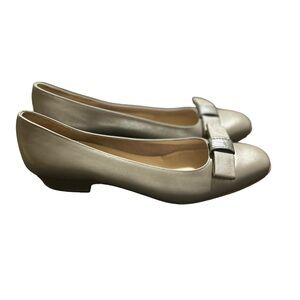 Salvatore Ferragamo Gray Satin Bow Low Heel Pumps Shoes SZ 8